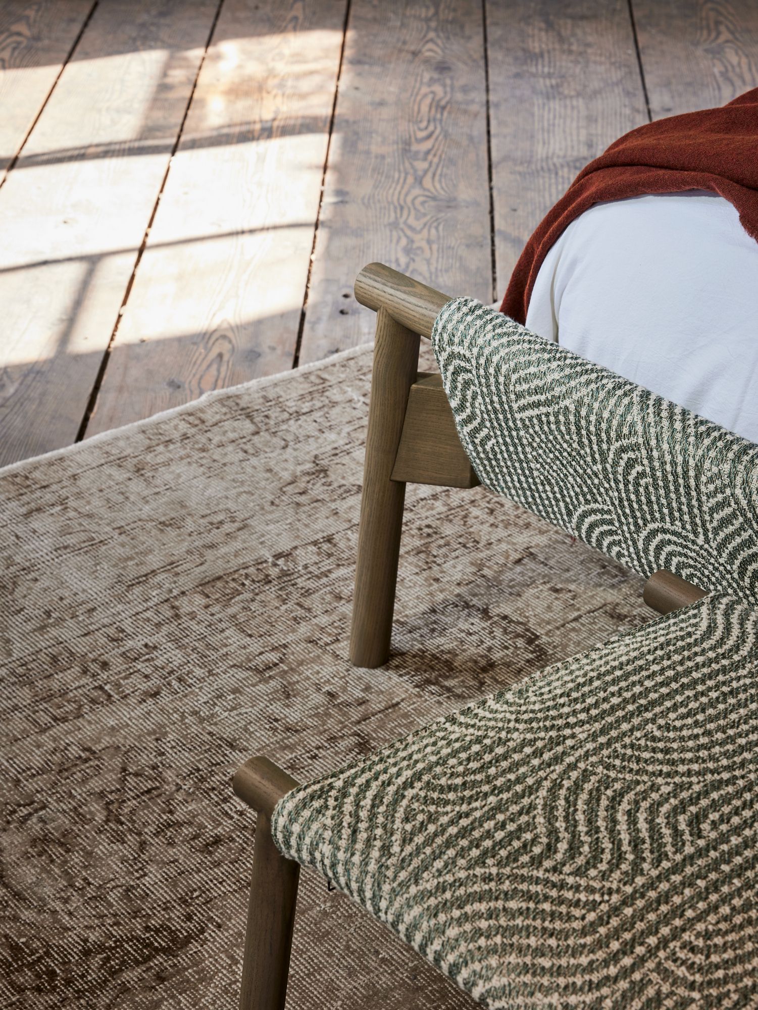 Двуспальная кровать с текстильной и деревянной рамой Bolzan Джек ARCH-00101096 - Вид №5