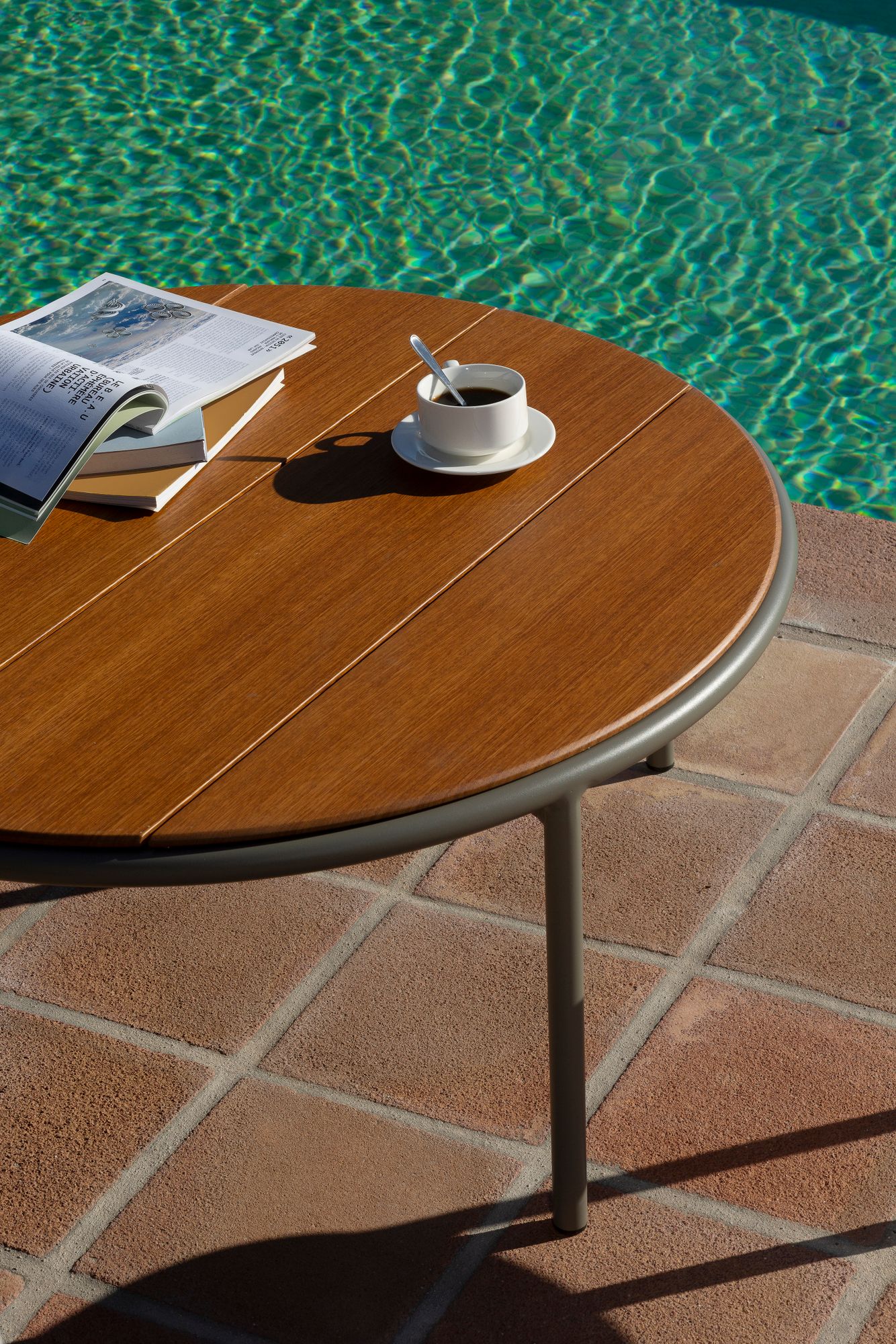 Низкий круглый стол из стали и дерева Bivaq Teja ARCH-00007516 - Вид №6