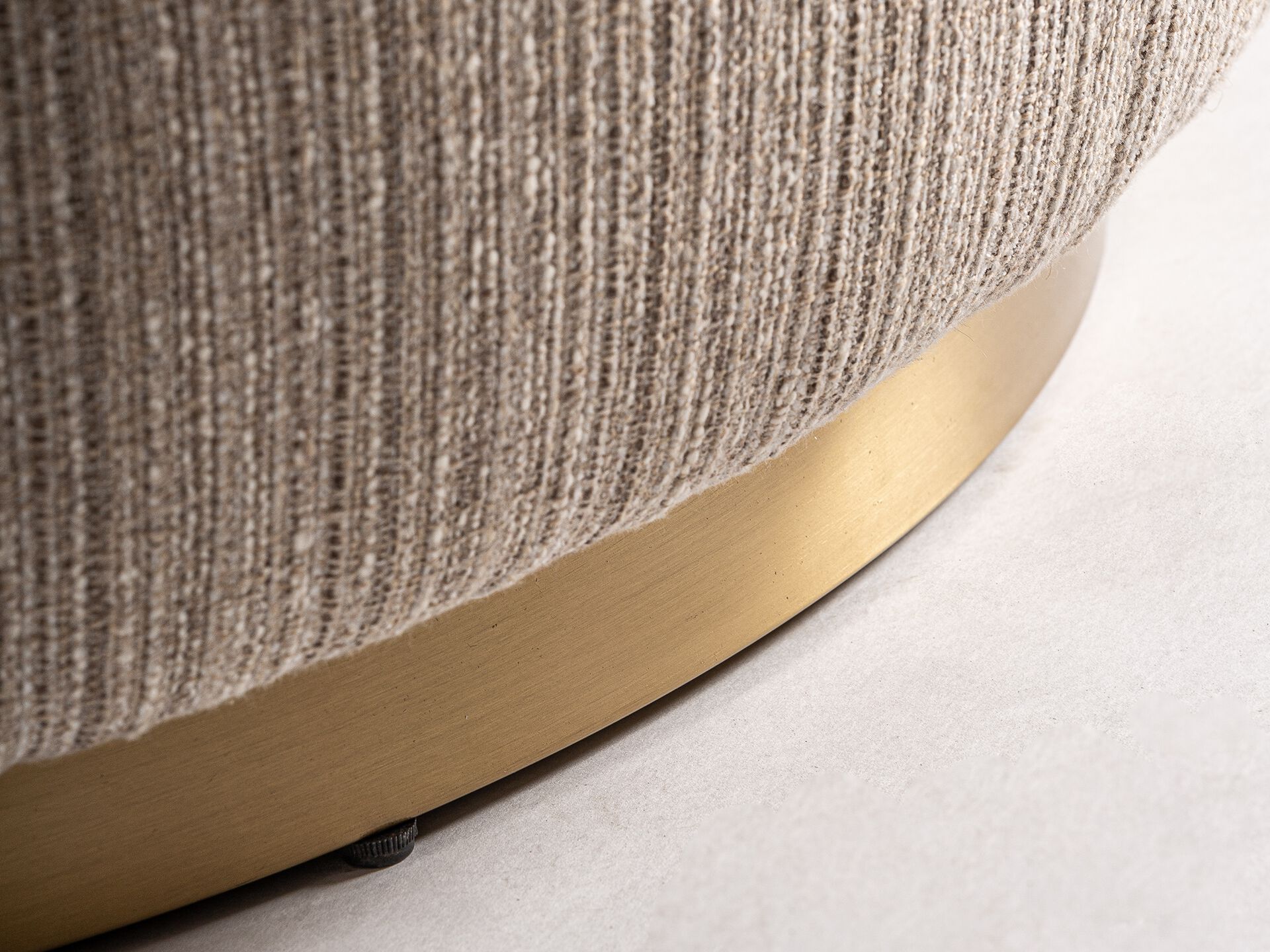 Тканевое кресло с подлокотниками Vical Home HOFSOS ARCH-00022632 - Вид №6