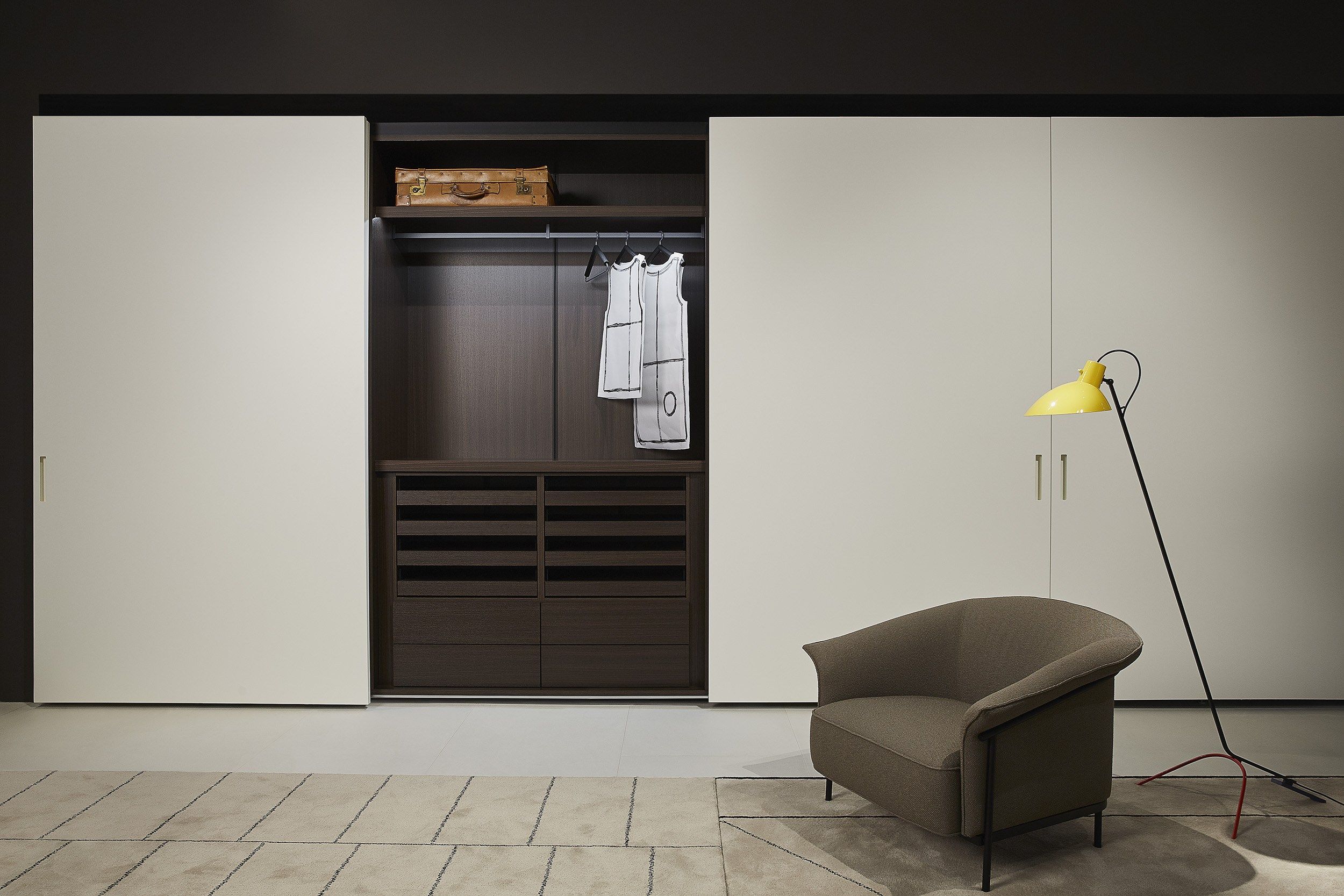 Тканевое кресло с подлокотниками Porro ARCH-00049914 - Вид №3