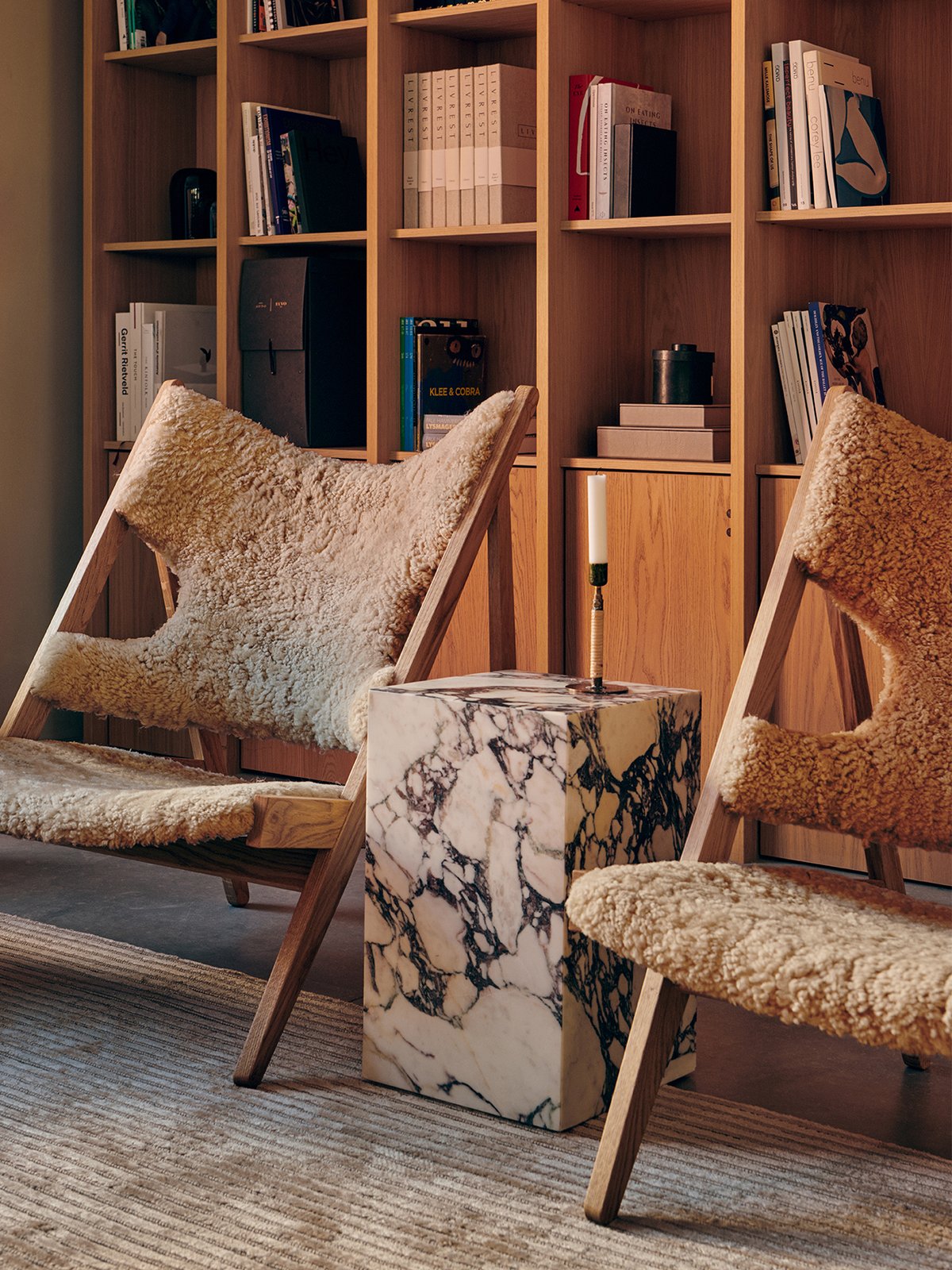 9680005-020S04ZZ MENU Вязание Кресло для отдыха, Овчина Темный мореный дуб | Корень  - Вид №19