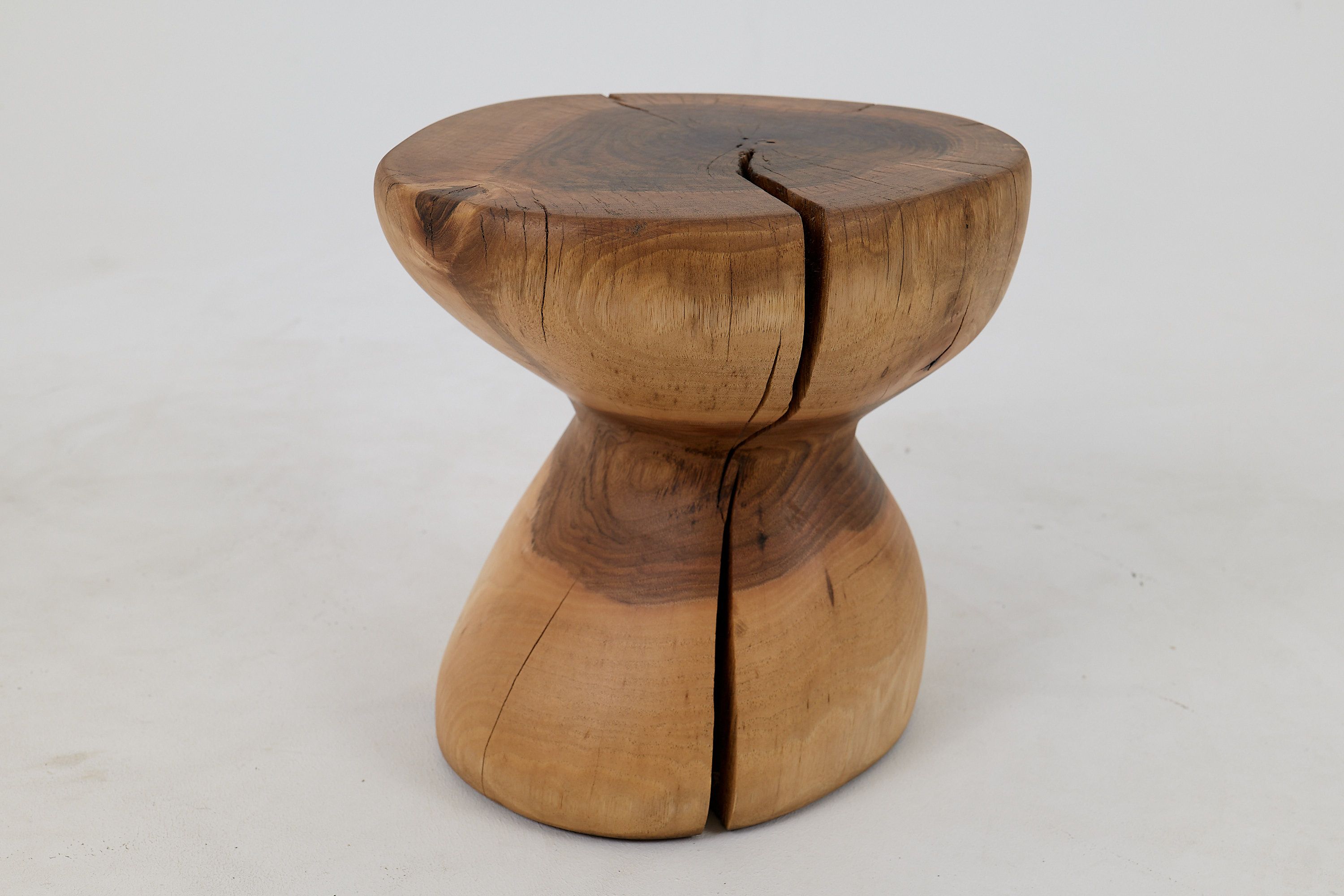 Журнальный столик из грецкого ореха Logniture Leszy ARCH-00127987 - Вид №1