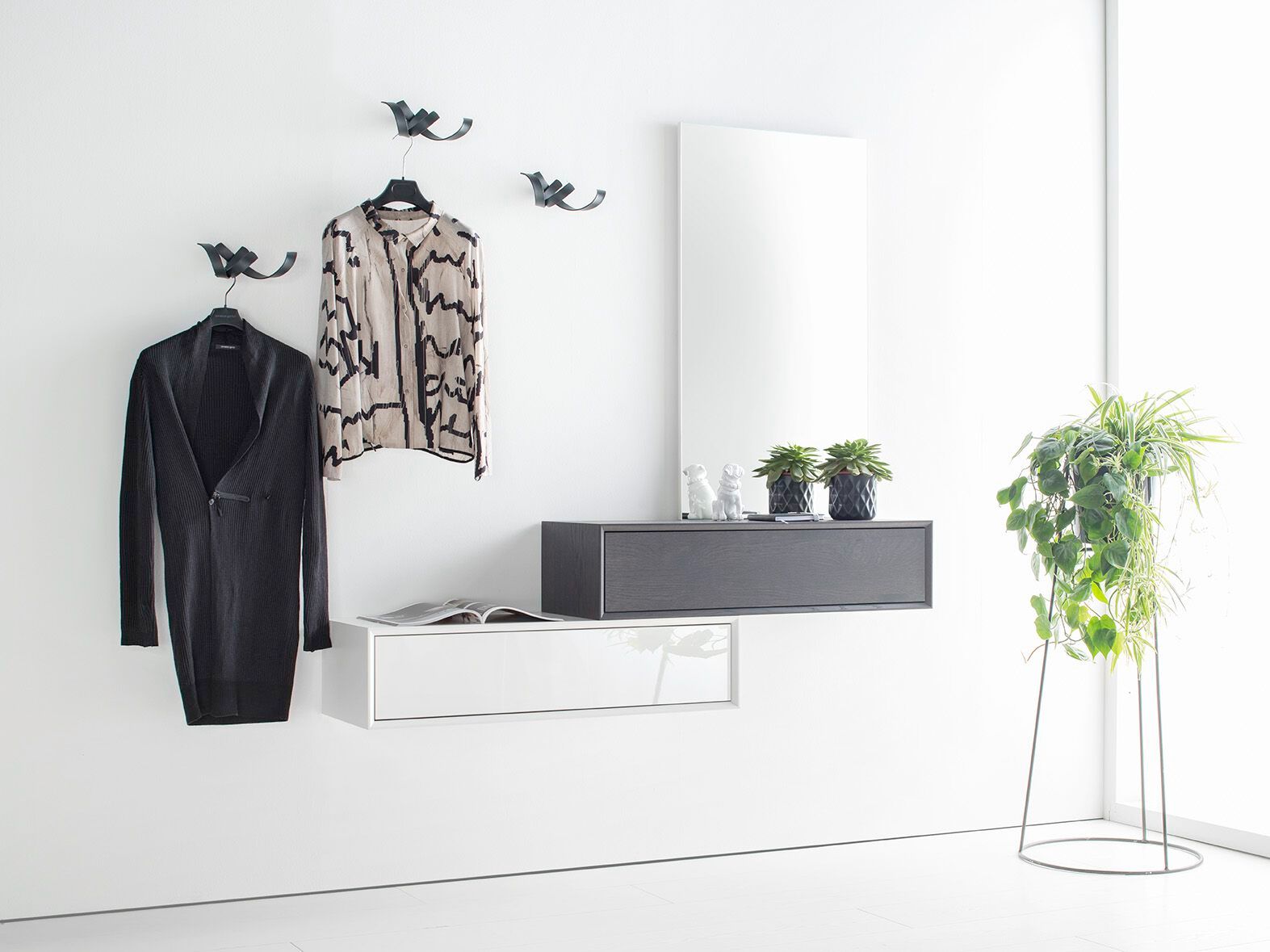 Шкаф для прихожей с настенным зеркалом Sudbrock Möbelhandwerk мода ARCH-00065860