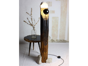 Светодиодный торшер из сосны
