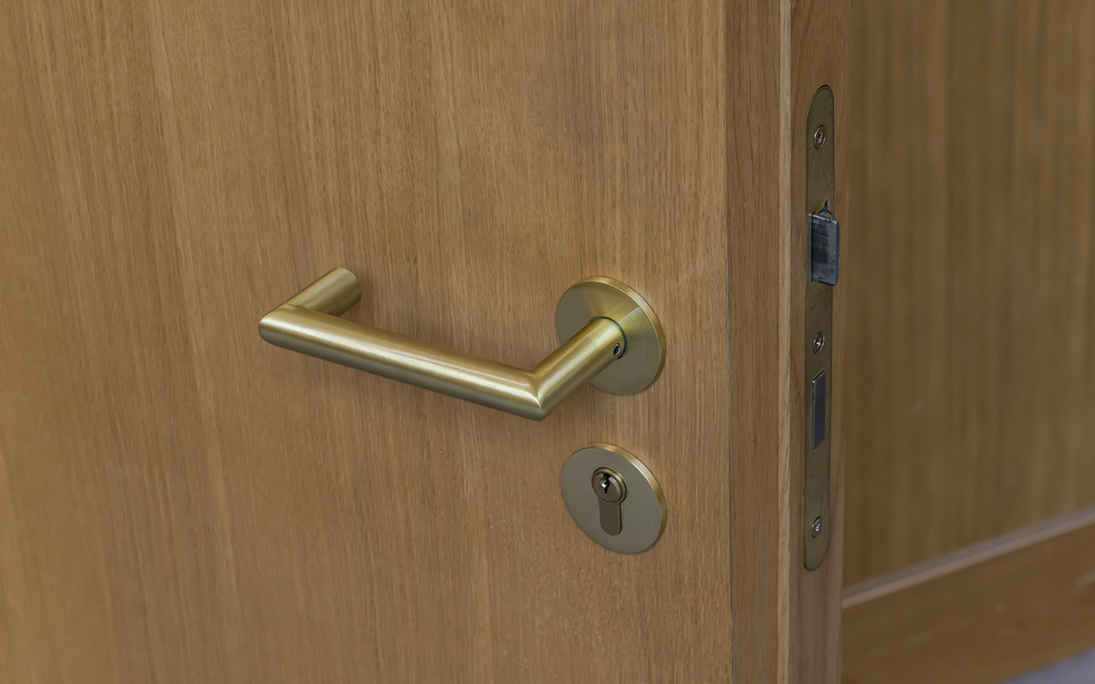 140316P3010 Нажимная ручка FFU - латуньd line Knud Holscher  - Вид №1