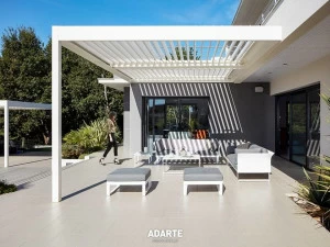 ADARTE Алюминиевая пергола с регулируемыми жалюзи  A101