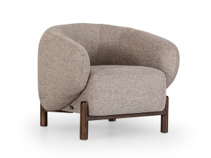 Тканевое кресло с подлокотниками