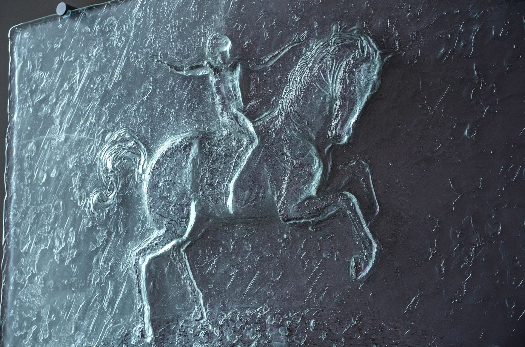 Декоративный предмет стеклянной стены PlusObject HORSE ARCH-00060903 - Вид №3