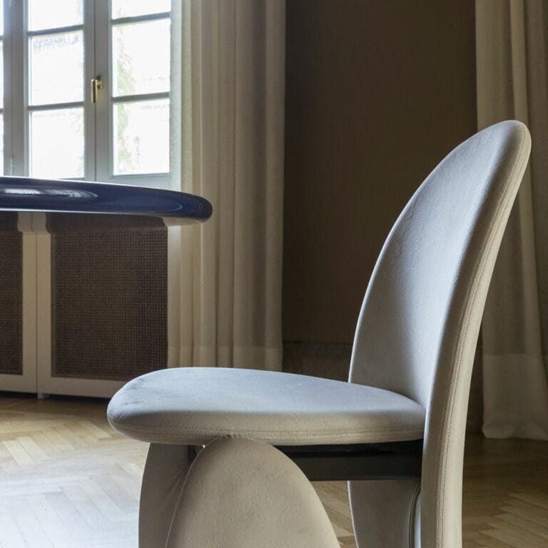 Тканевый стул без подлокотников Mogg Lunee ARCH-00008472 - Вид №1