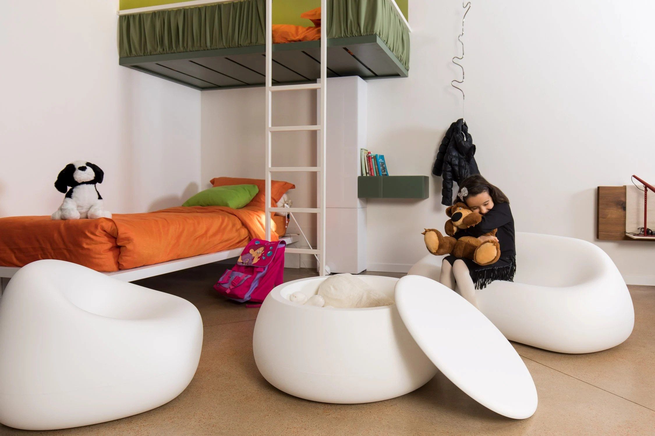 Кресло из полиэтилена PLUST Gumball Junior ARCH-00098454 - Вид №13