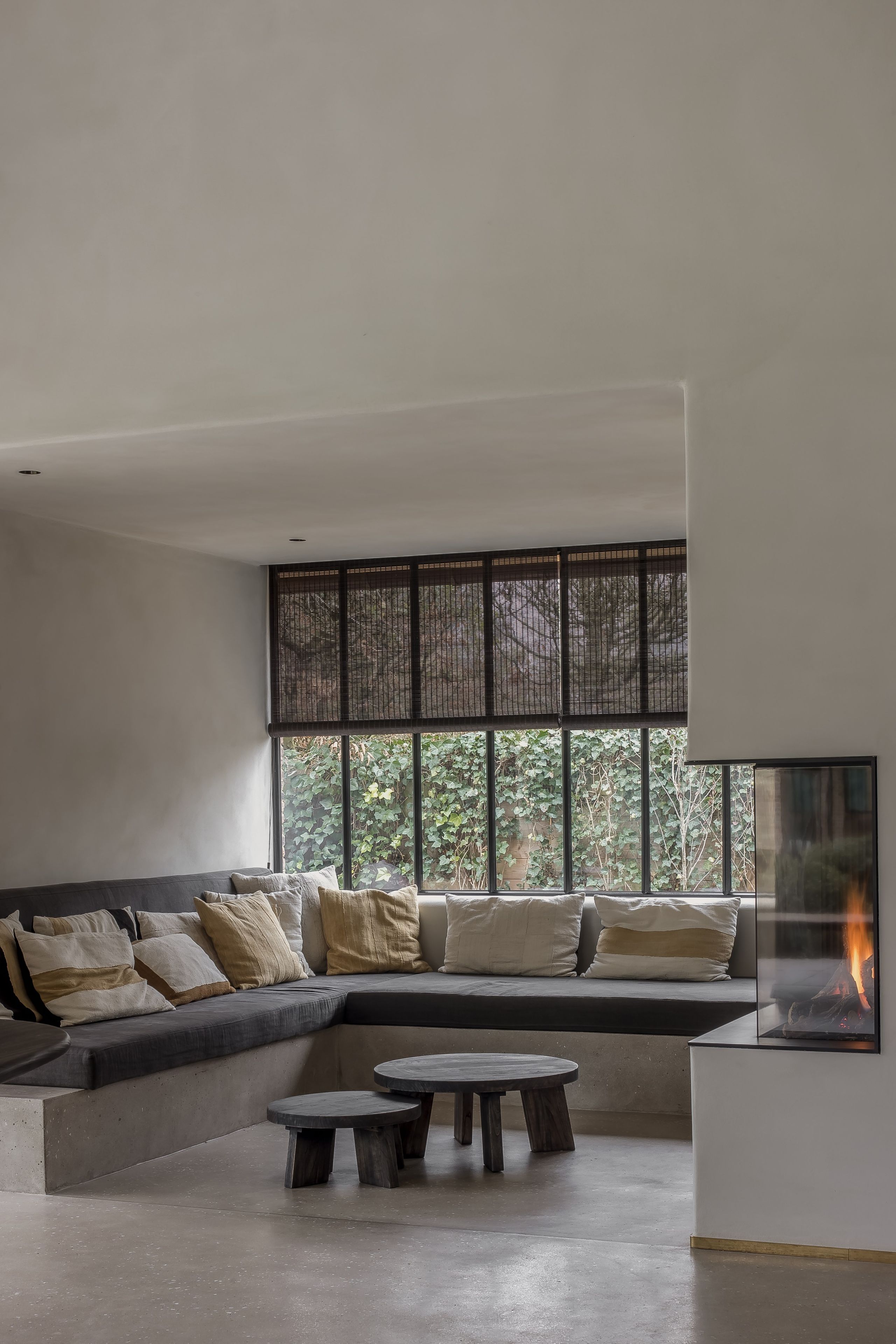 Газовый угловой камин Metalfire ARCH-00059791 - Вид №2