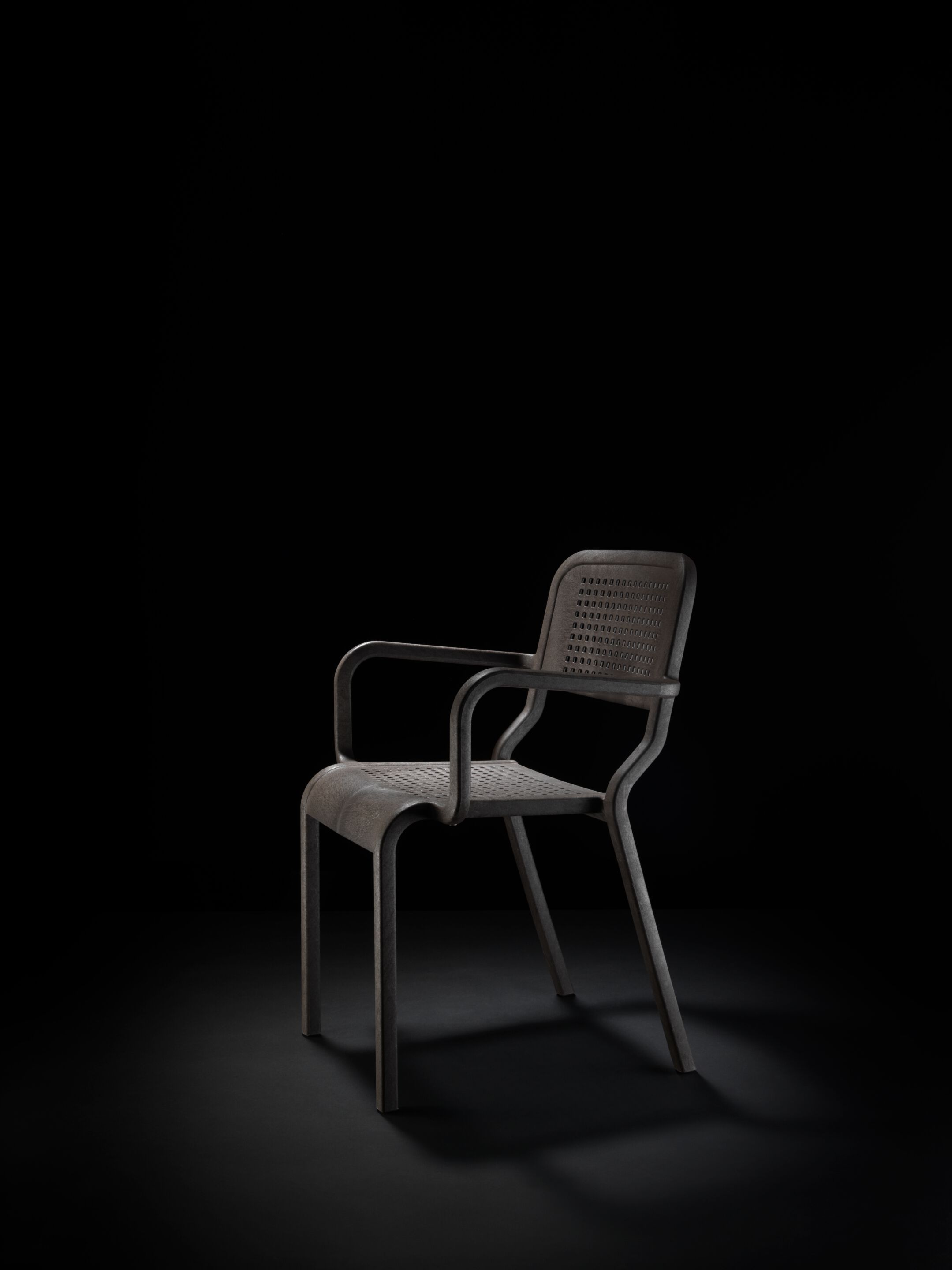 Стул из переработанного инженерного пластика с подлокотниками PF Stile ON THE ROAD CB ARCH-00105591 - Вид №3