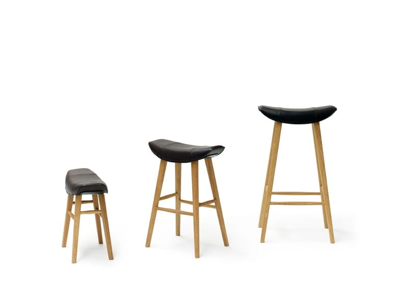 Кожаный низкий мягкий стул Freifrau KYA STOOL SEAT WOODEN FRAME ARCH-00065829 - Вид №2