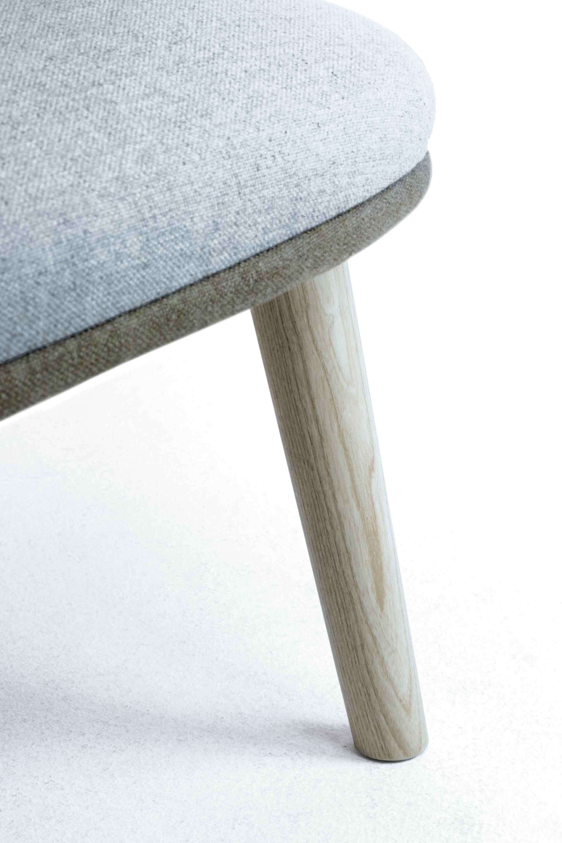 Тканевое кресло для контракта Leyform Alisè Lounge ARCH-00127452 - Вид №12