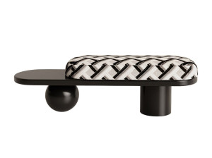 Скамейка из ткани и дерева