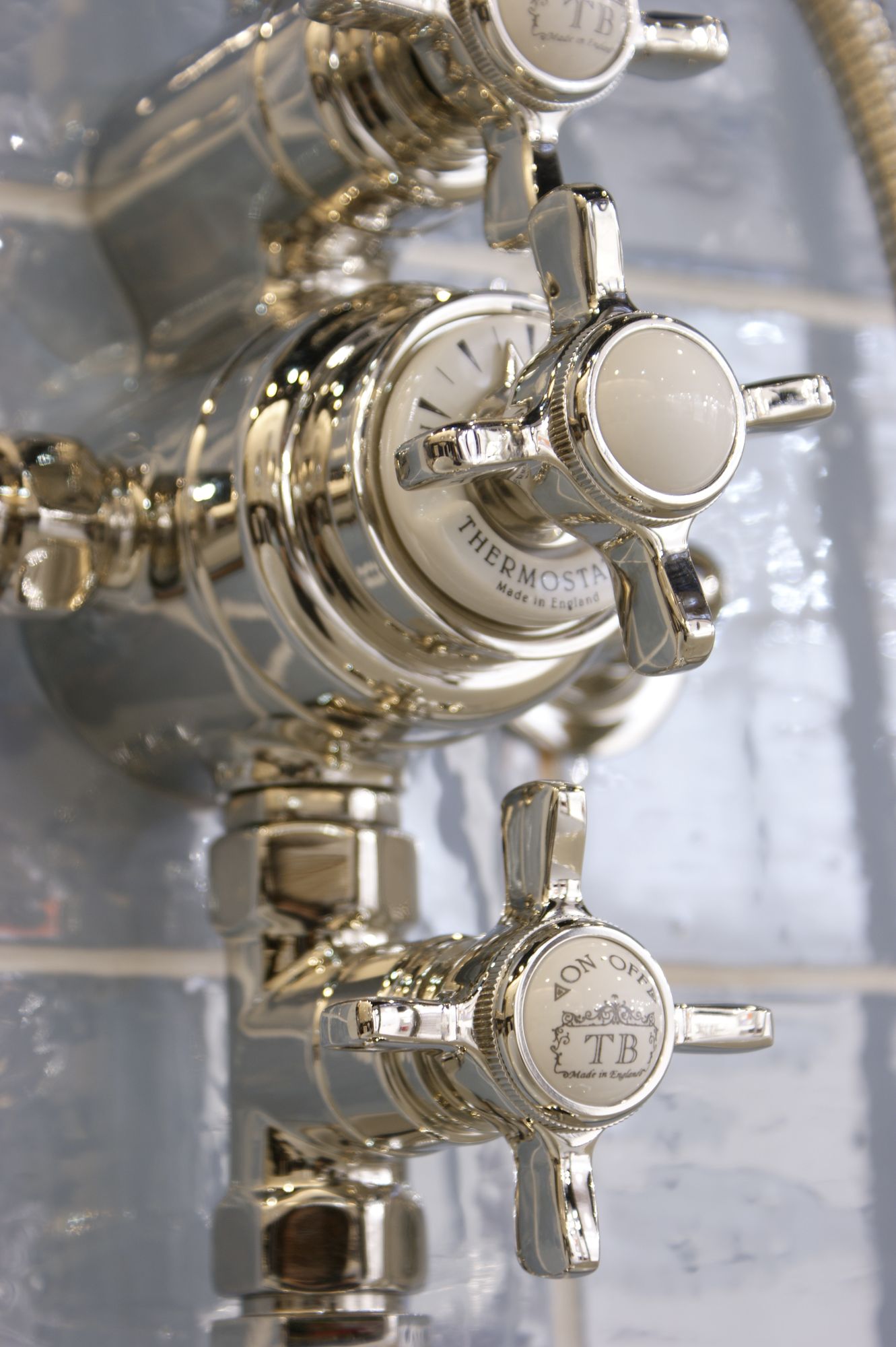 Traditional bathrooms TB ENGLAND Смеситель для ванны и душа с термостатом Tb7495.414.nk  - Вид №1