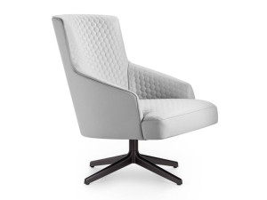 Кожаное вращающееся кресло с подлокотниками