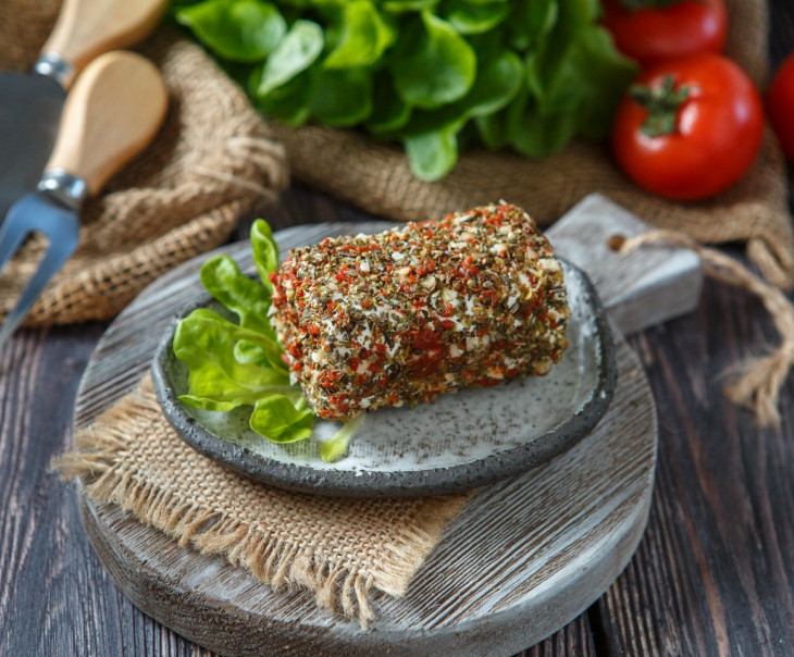 5373 Сыр "Бюш-Де-Шевр" в травах Вкусляндия  - Вид №1