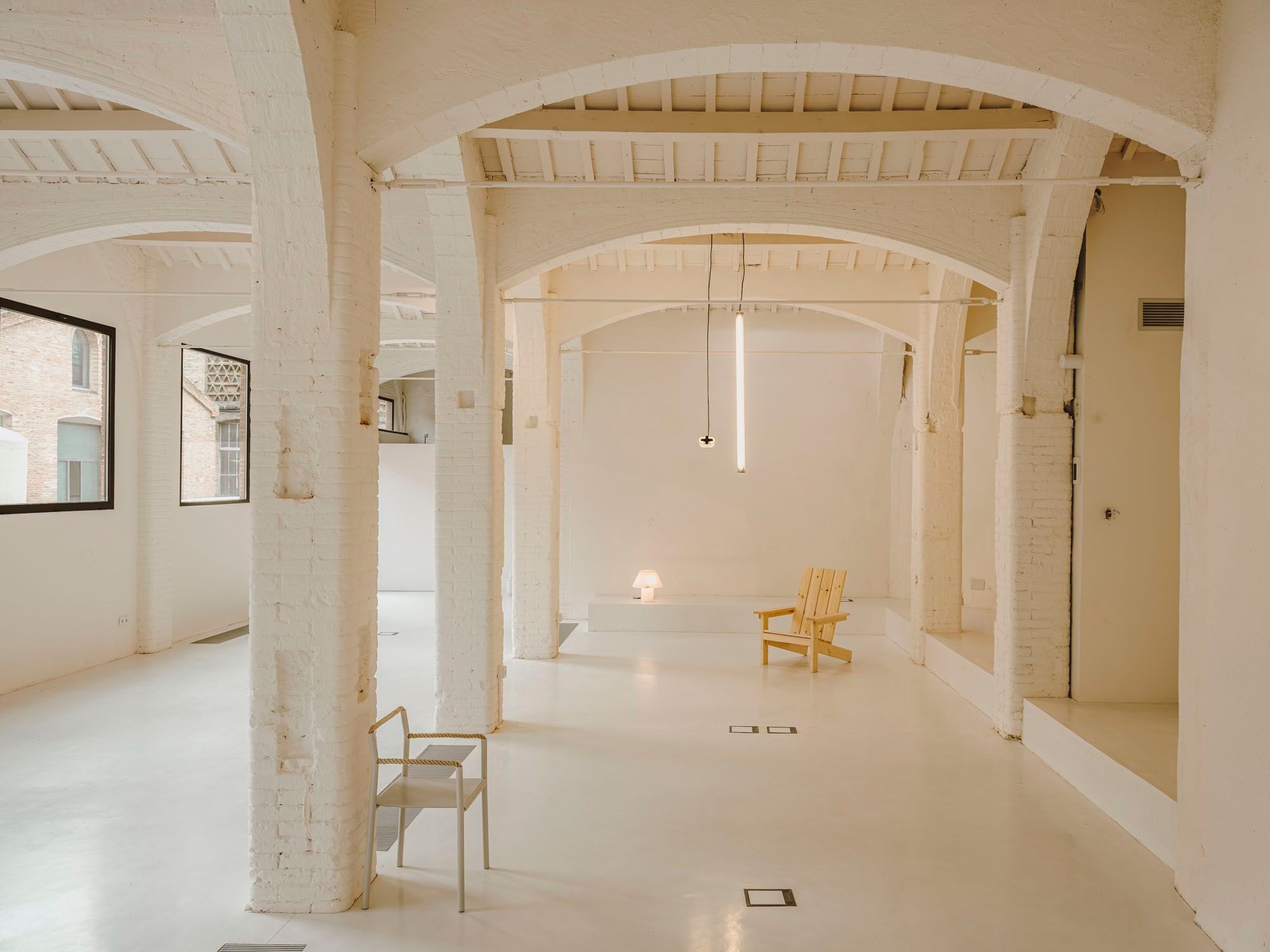 Стеклянный светодиодный подвесной светильник PARACHILNA B15 ARCH-00120325 - Вид №11