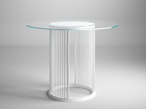 Стальной и стеклянный садовый стол