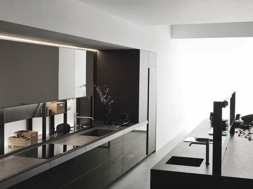 VALCUCINE Стеклянная кухня в современном стиле с островом без ручек Genius loci sun-id-1499790 - Вид №4