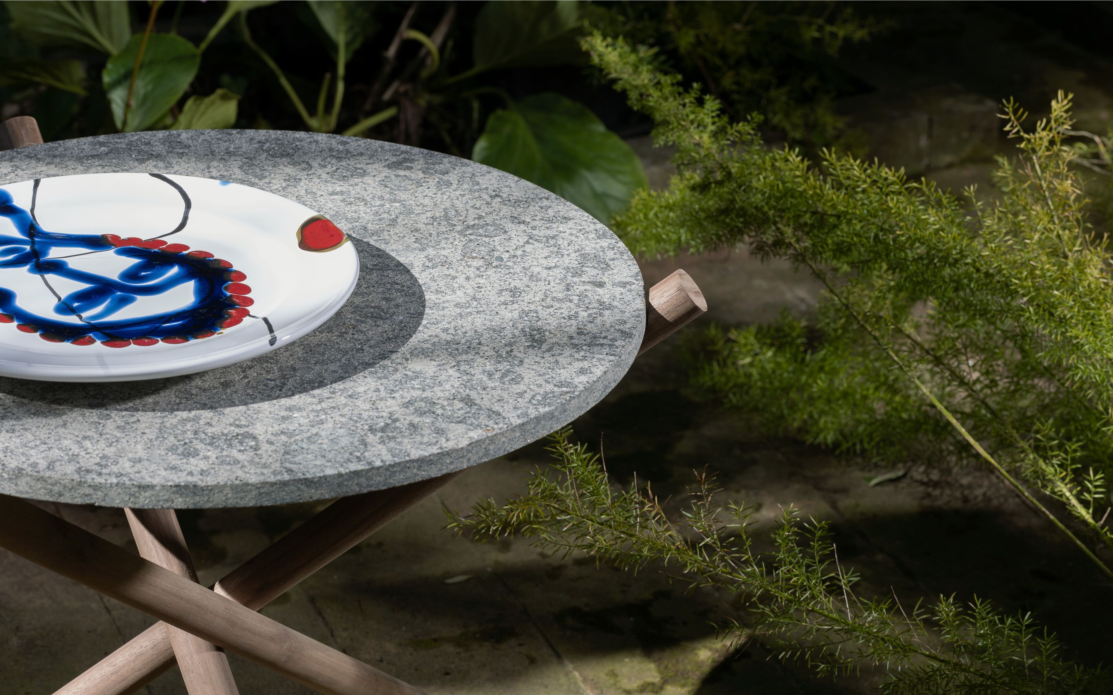 Круглый стол для сада в пеперино VELTHA® Naturam ARCH-00081871 - Вид №2