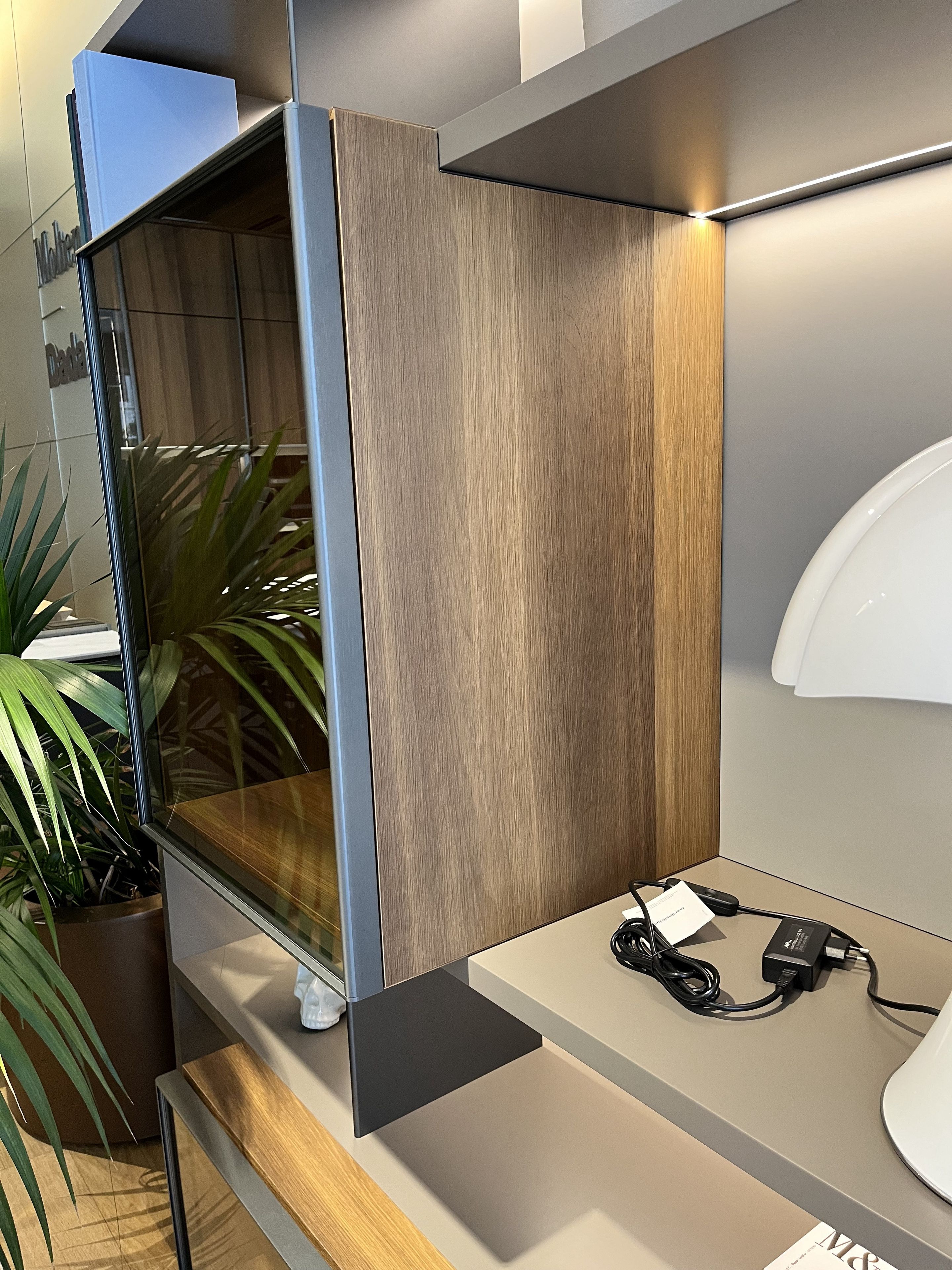 Оборудованная стена с ТВ-стойкой со встроенным освещением In Stock Molteni ARCH-00138975 - Вид №2