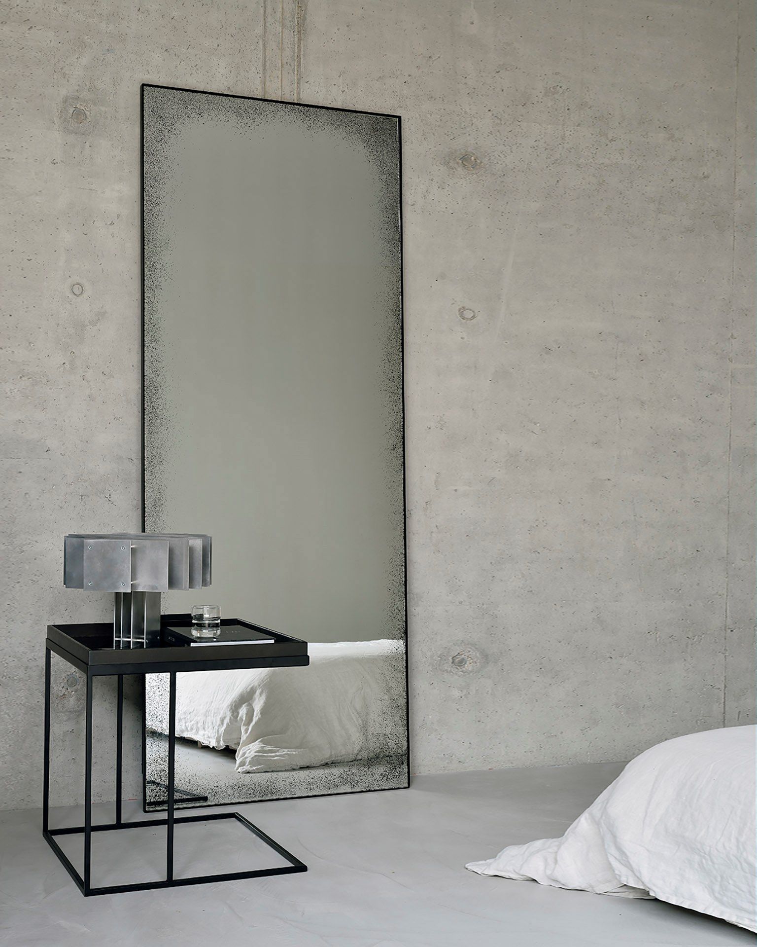 Прямоугольное зеркало в рамке Ethnicraft Состаренные зеркала ARCH-00080458 - Вид №6