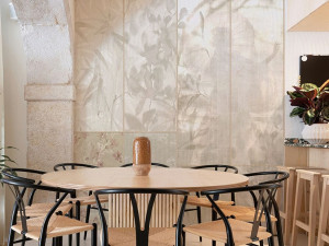 Обои с цветочными мотивами