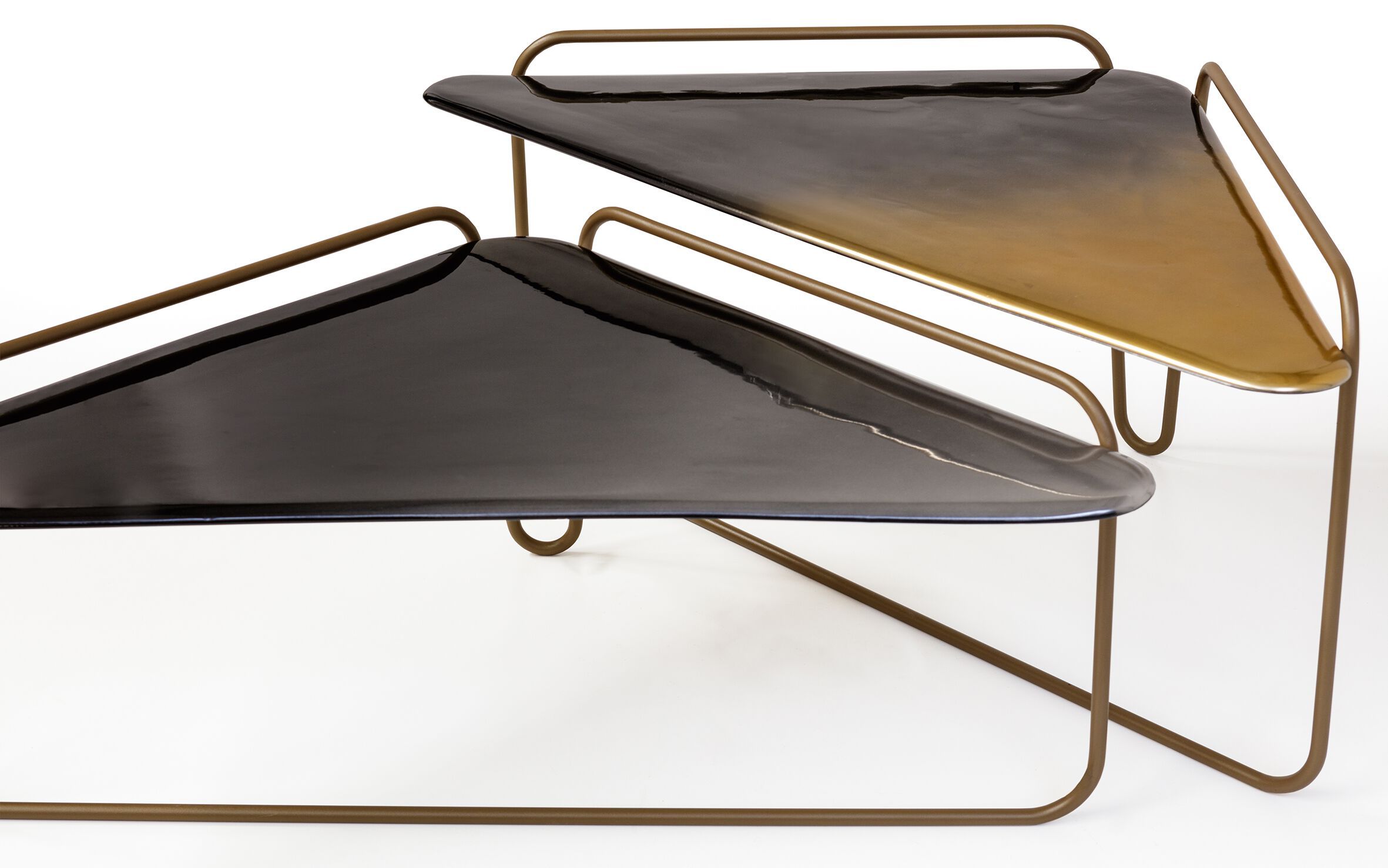 Керамический треугольный журнальный столик Bizzotto Italia Нара ARCH-00152814 - Вид №4