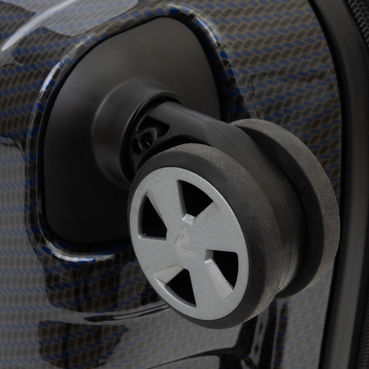 5175-0193 Чемодан 5175 Trolley M Roncato Uno ZSL Premium Carbon  - Вид №3