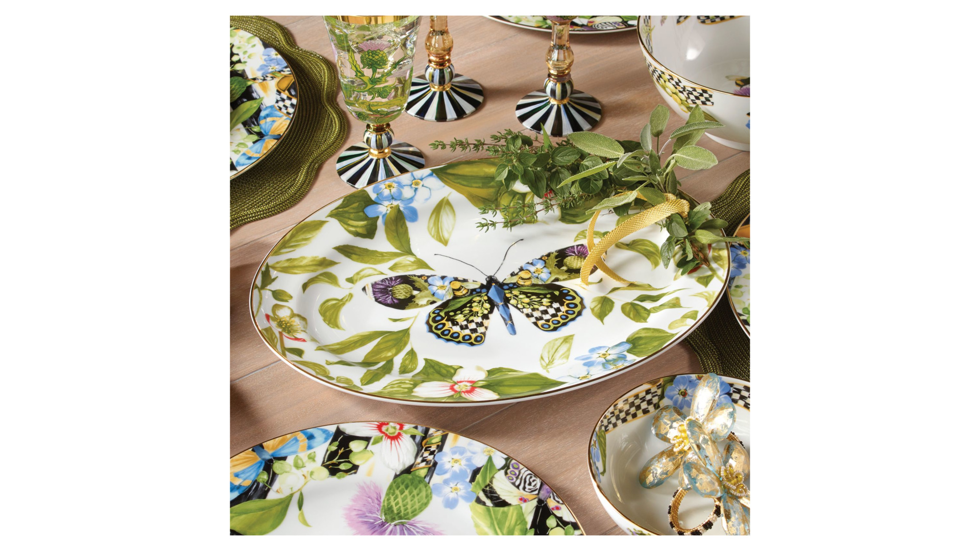 10614300 Mackenzie-Childs Блюдо овальное Thistle & Bee Керамика  - Вид №1