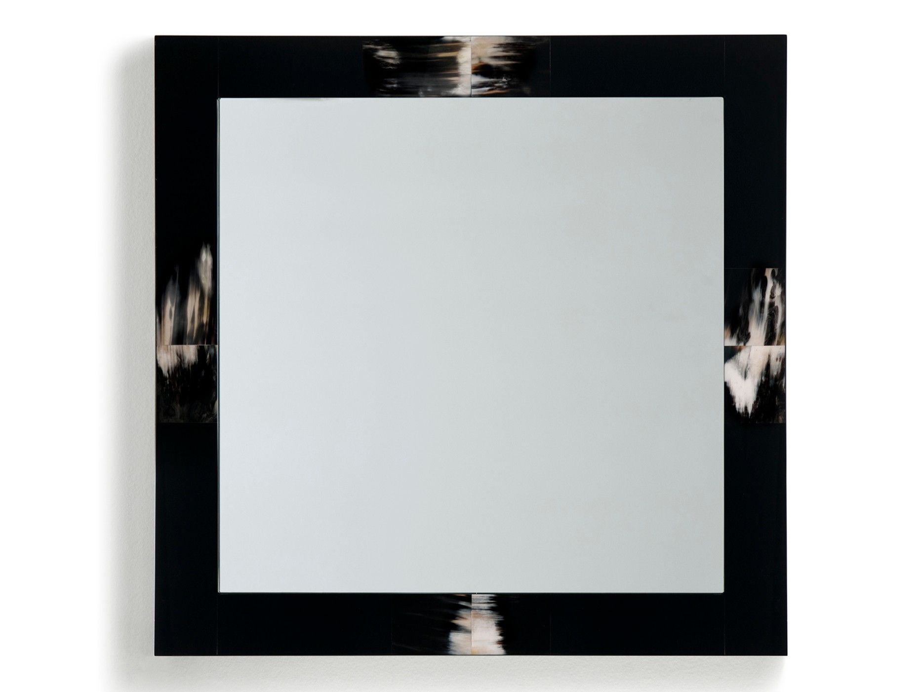 Квадратное зеркало с деревянной рамкой и вставками из рога ARCAHORN Shine ARCH-00089072