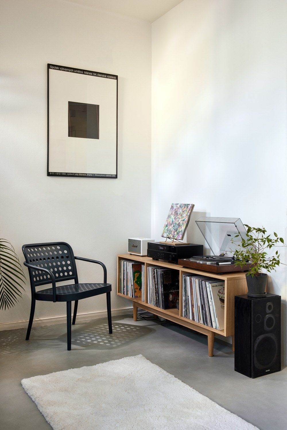 Деревянный стул с подлокотниками TON 822 ARCH-00028695 - Вид №3