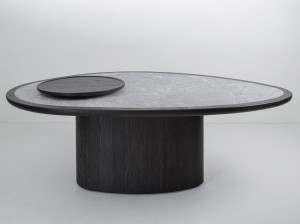 Мраморный и дубовый стол с Lazy Susan