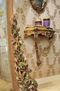 Консоль  RIVA 8901