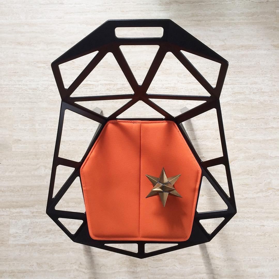 Magis Chair One SD461 Стул черный, выполнен полностью из алюминия в цвете ножки - сиденье: black - black. - Вид №6