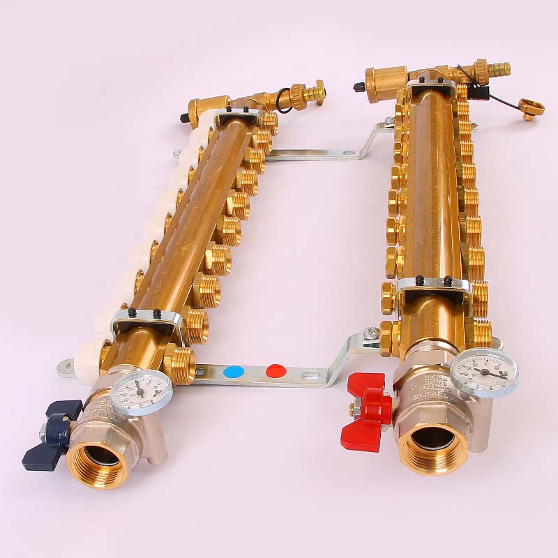 Коллекторная группа с кронштейнами, регулировочными и термостатическими вентилями TIEMME 1"x3/4"ЕК 10 выходов 3870036 - Вид №1