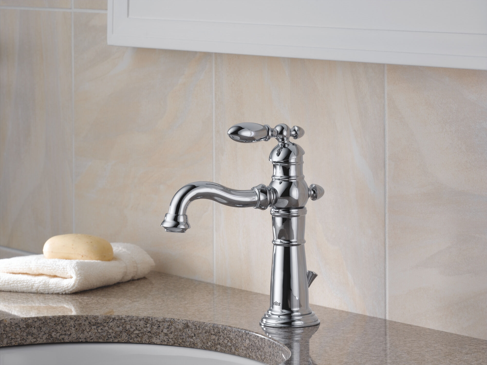 555LF-PT Смеситель для ванной комнаты с одной ручкой Delta Faucet Victorian Выдержанный оловянный - Вид №2