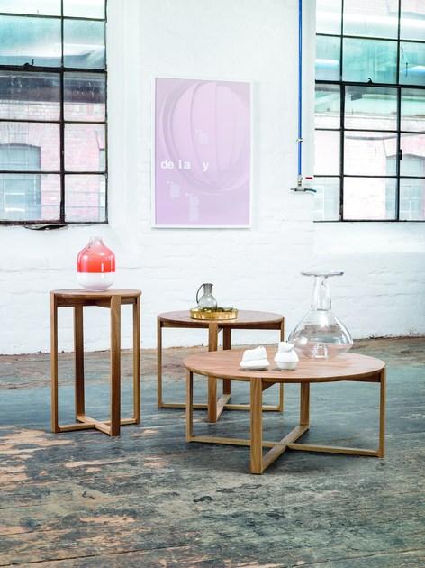 TON Низкий стол из массива дерева Delta 724 - Вид №3