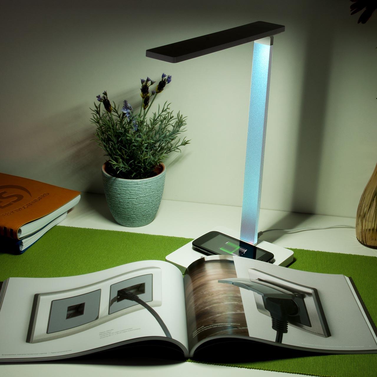 Настольная лампа Elektrostandard Lori белый/голубой TL90510 4690389112225 ELEKTROSTANDARD КЛАССИЧЕСКИЕ 222903 Белый;голубой  - Вид №1