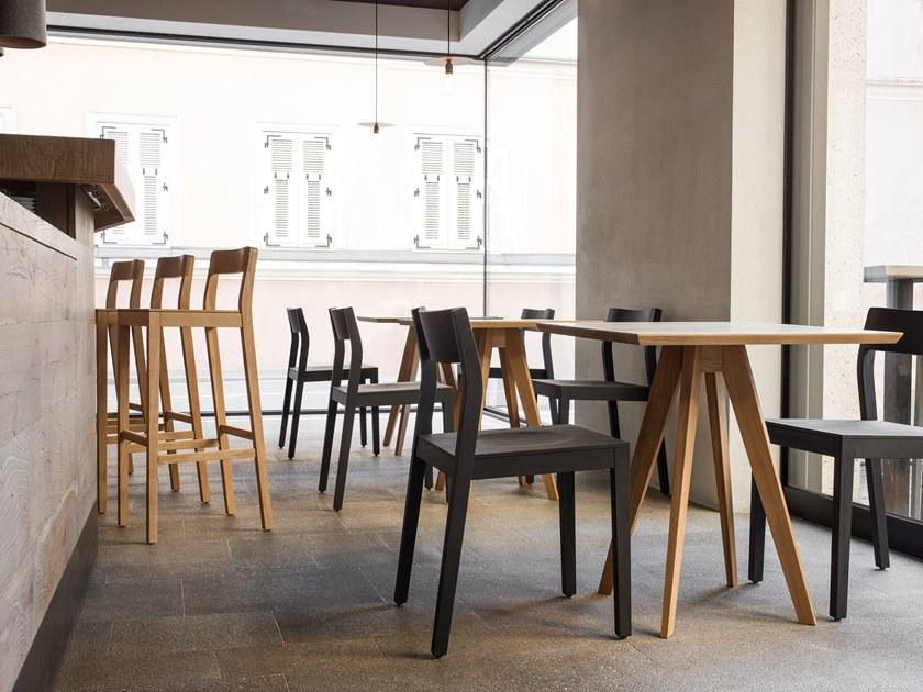 ZEITRAUM Квадратный обеденный стол из массива дерева Cena sun-id-1510245 - Вид №2