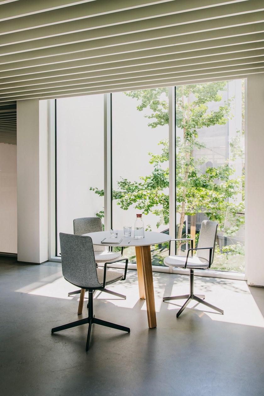 ENEA 4-спицевый тканевый стул с подлокотниками Lottus high sun-id-1395457 - Вид №2