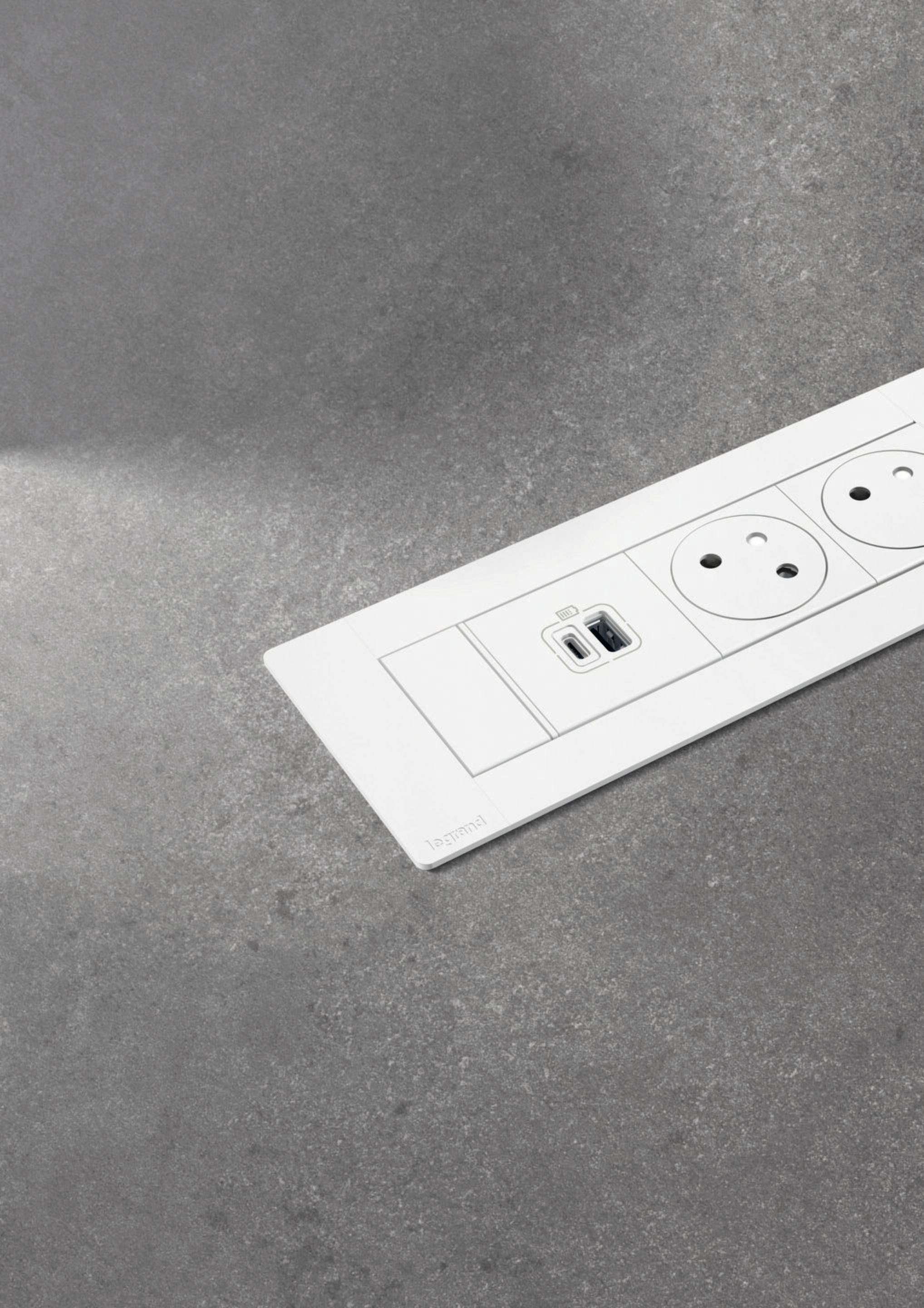 Множественная электрическая розетка legrand Incara ARCH-00048796 - Вид №1