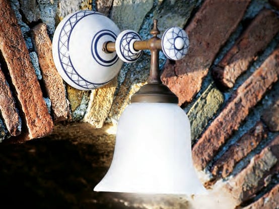 Стеклянный настенный светильник с фиксированной рукояткой Aldo Bernardi Caracoi ARCH-00041256