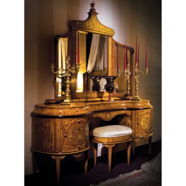 Низкий тканевый стул с мягким сиденьем Bellotti Ezio стиль Beetles ARCH-00041836 - Вид №1