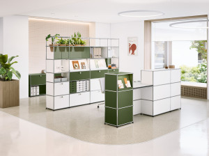 Модульная стальная стойка регистрации