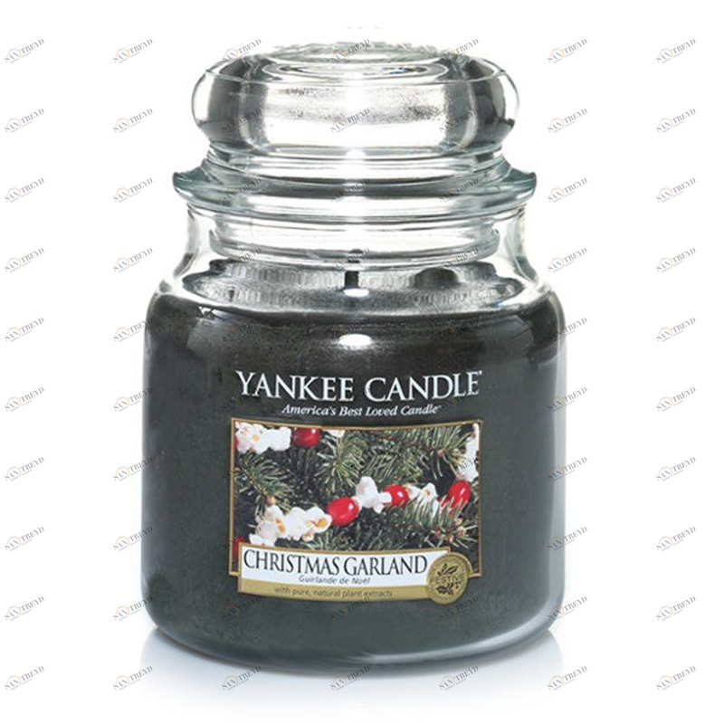 Свеча средняя в стеклянной банке "Рождественская гирлянда" Christmas Garland 411 гр 65-90 часов YANKEE CANDLE  268004 Зеленый 