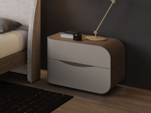 Деревянная тумбочка