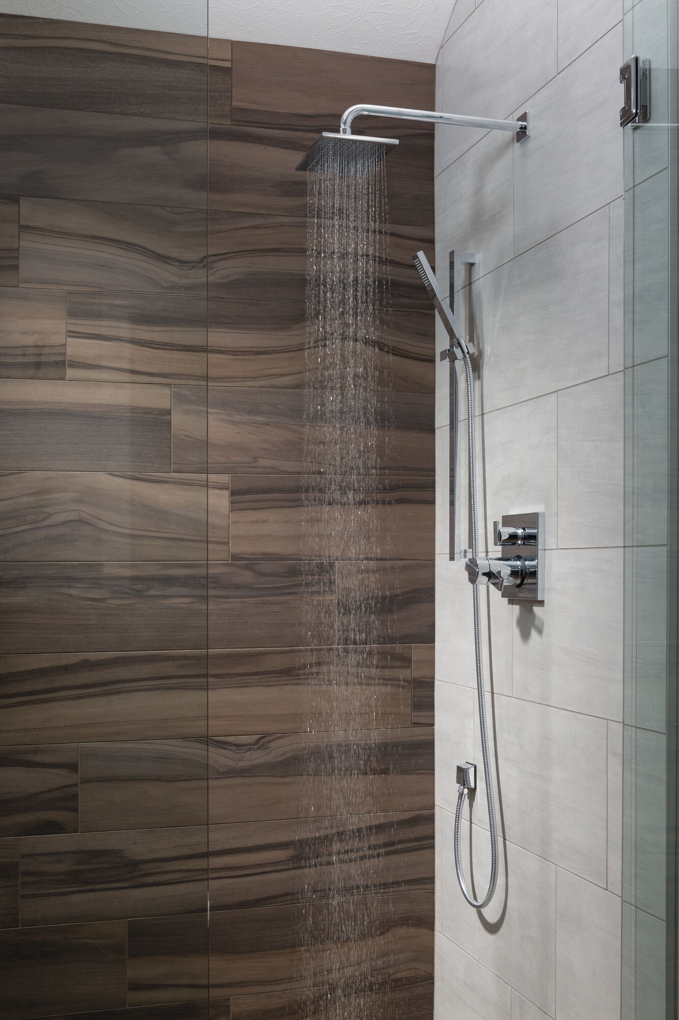 RP62955RB Душевая лейка Raincan с одинарной настройкой Delta Faucet Universal Showering Венецианская бронза  - Вид №1